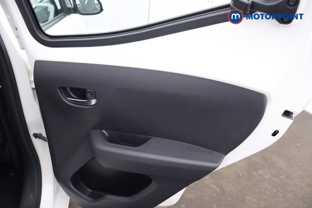 Used Toyota AYGO 2016 for sale - 77259275: Photo 27