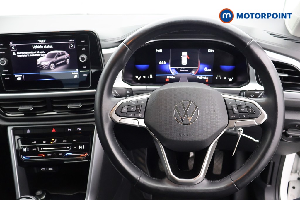 Used Volkswagen T-Roc 2023 for sale - 76545535: Photo 7