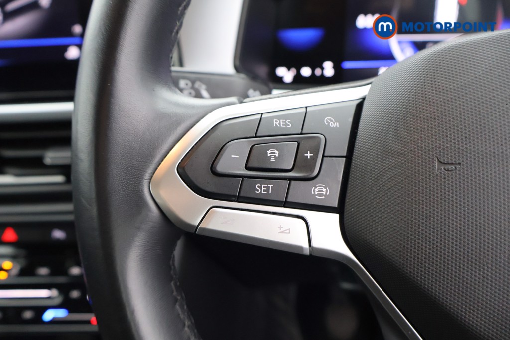 Used Volkswagen T-Roc 2023 for sale - 76545535: Photo 8