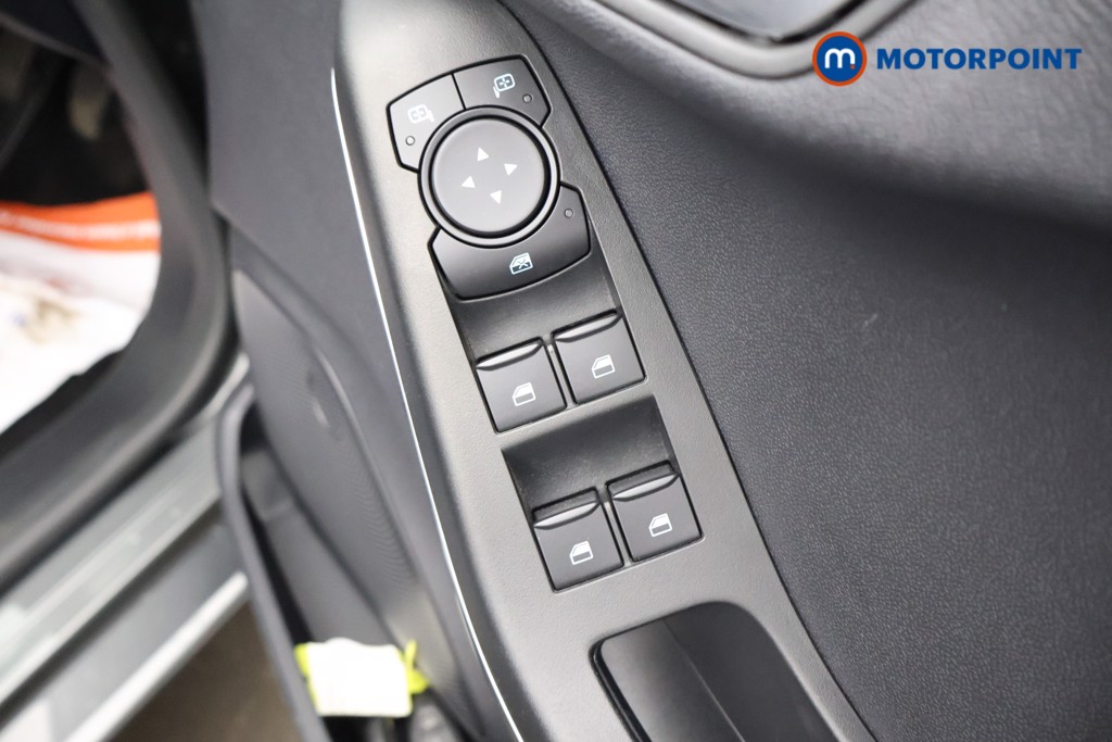 Used Ford Fiesta for sale - 77221315: Photo 26