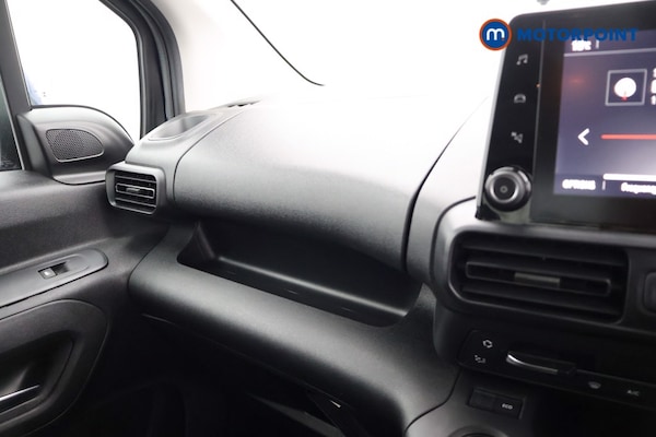 Used Vauxhall Combo Life 2020 for sale - 76255644: Photo 18