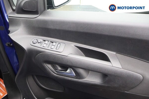 Used Vauxhall Combo Life 2020 for sale - 76255644: Photo 20