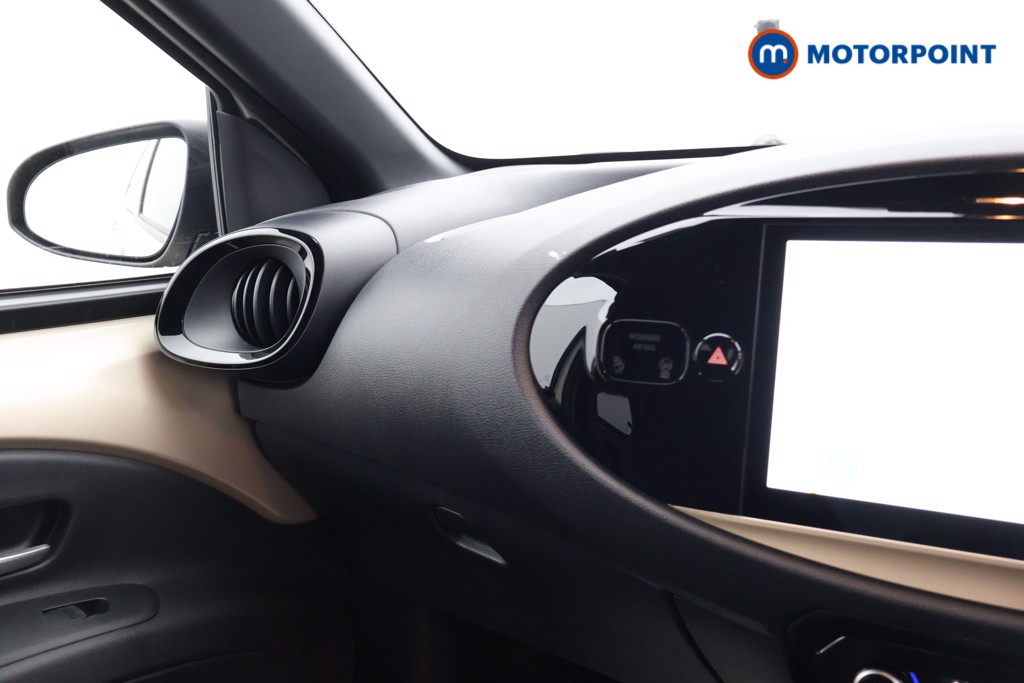 Used Toyota Aygo X 2024 for sale - 77286457: Photo 18