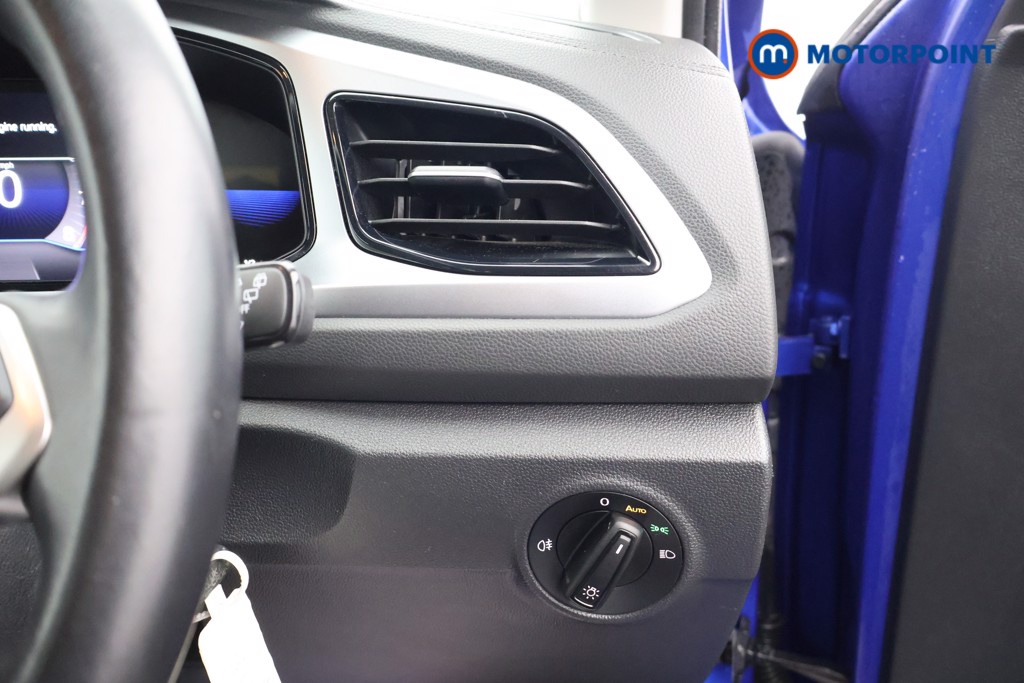 Used Volkswagen T-Roc 2023 for sale - 76491706: Photo 10