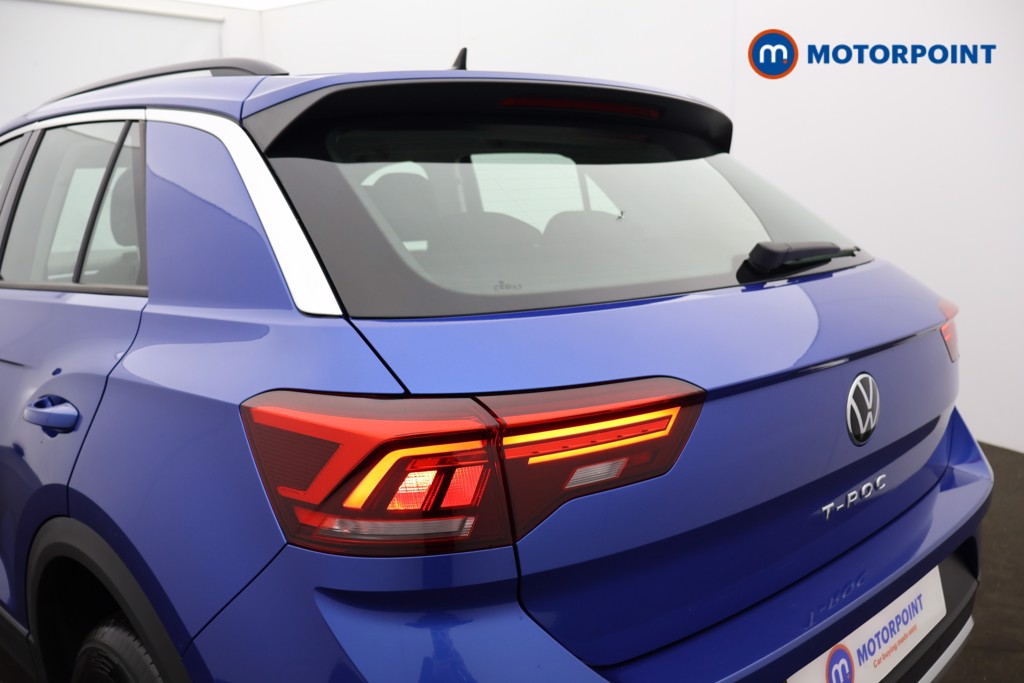 Used Volkswagen T-Roc 2023 for sale - 76491706: Photo 18
