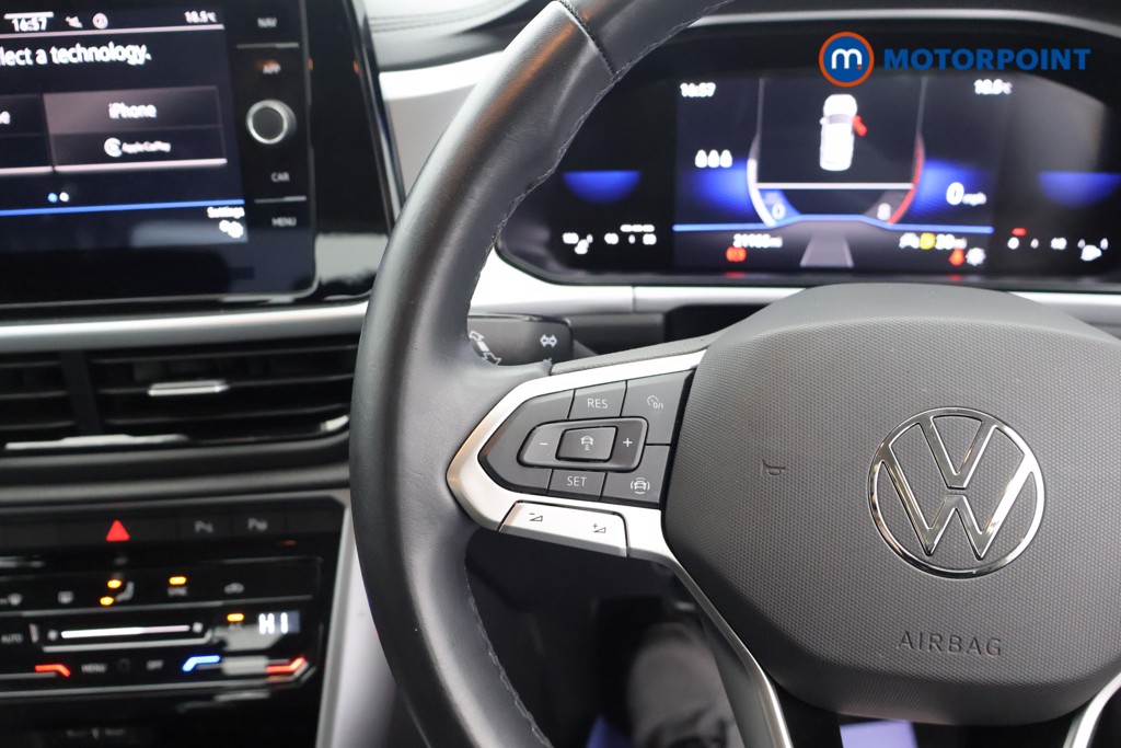 Used Volkswagen T-Roc 2023 for sale - 76491706: Photo 6