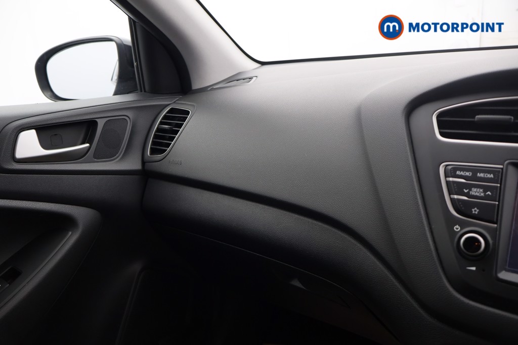 Used Hyundai i20 2019 for sale - 76934083: Photo 17