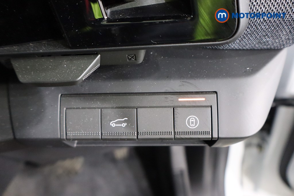 Used Renault Scenic E-Tech 2024 for sale - 76819472: Photo 27