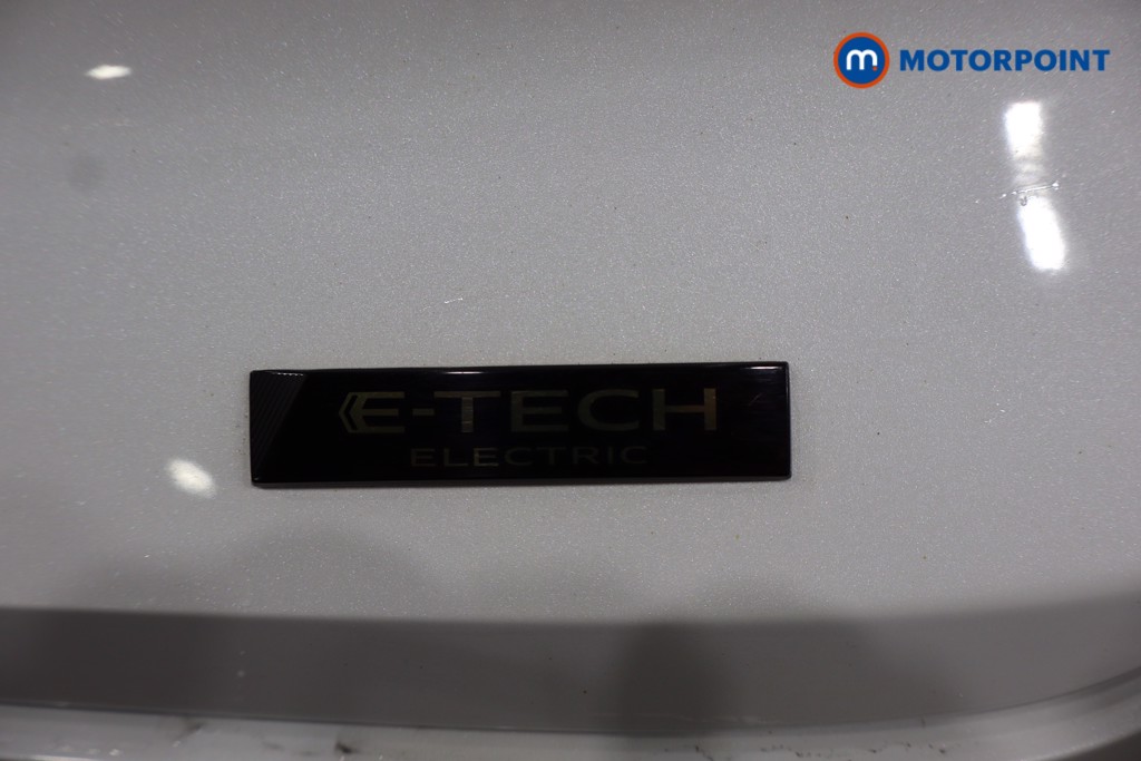 Used Renault Scenic E-Tech 2024 for sale - 76819472: Photo 42