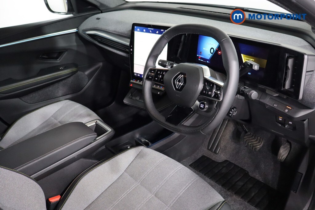 Used Renault Scenic E-Tech 2024 for sale - 76819472: Photo 9