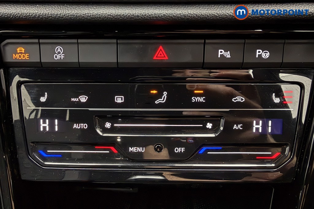 Used Volkswagen T-Roc 2025 for sale - 77187194: Photo 21