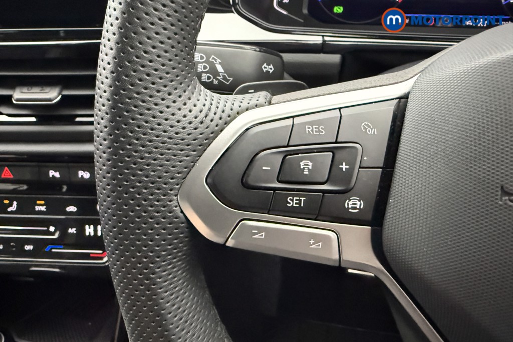 Used Volkswagen T-Roc 2025 for sale - 77187194: Photo 23