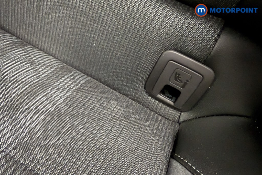 Used Volkswagen T-Roc 2025 for sale - 77187194: Photo 32