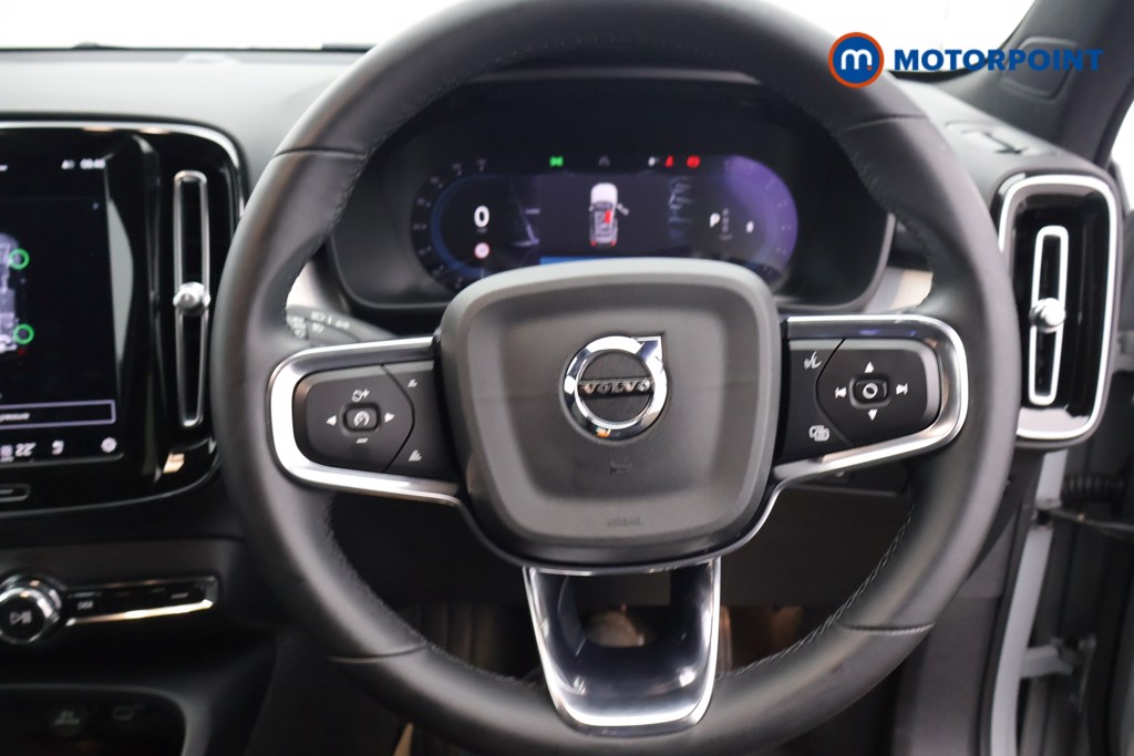 Used Volvo XC40 2023 for sale - 77617319: Photo 9