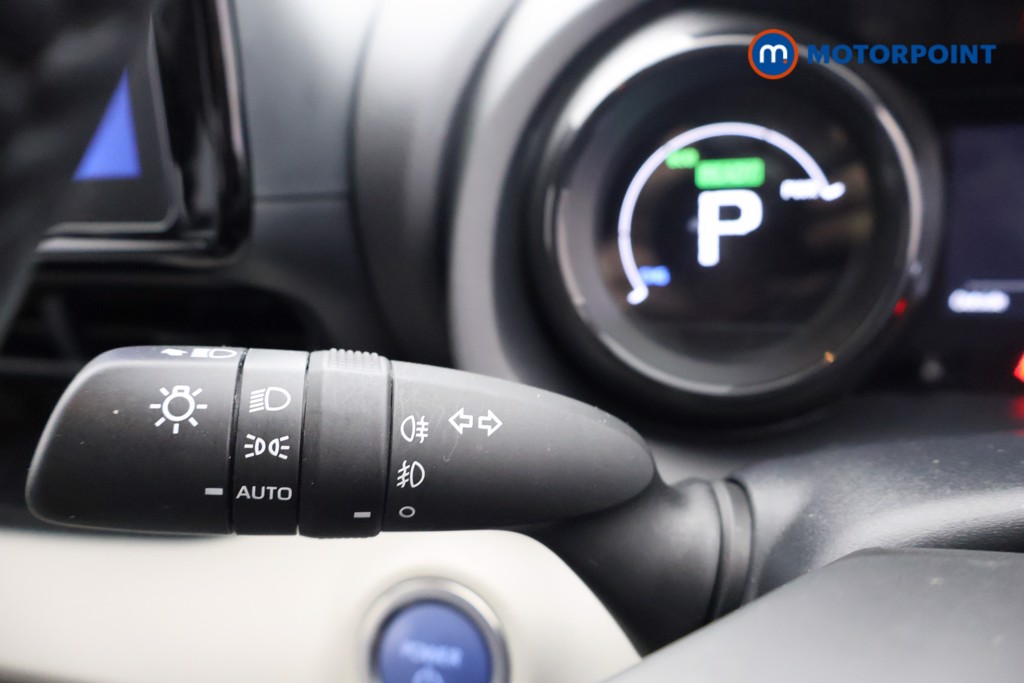 Used Toyota Yaris 2023 for sale - 77407372: Photo 13