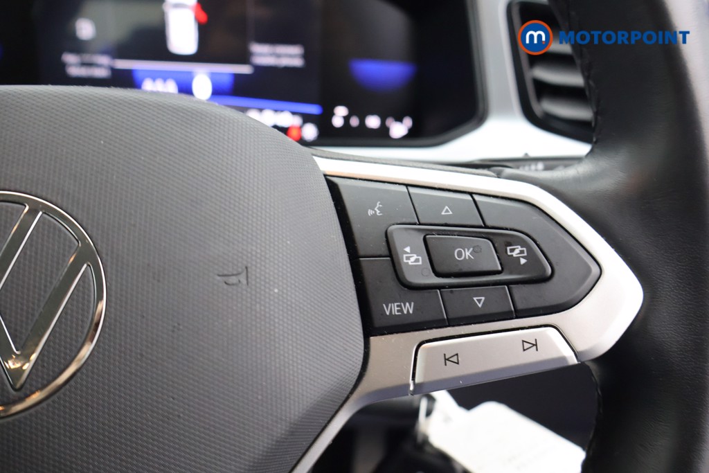 Used Volkswagen T-Roc 2023 for sale - 77026103: Photo 11