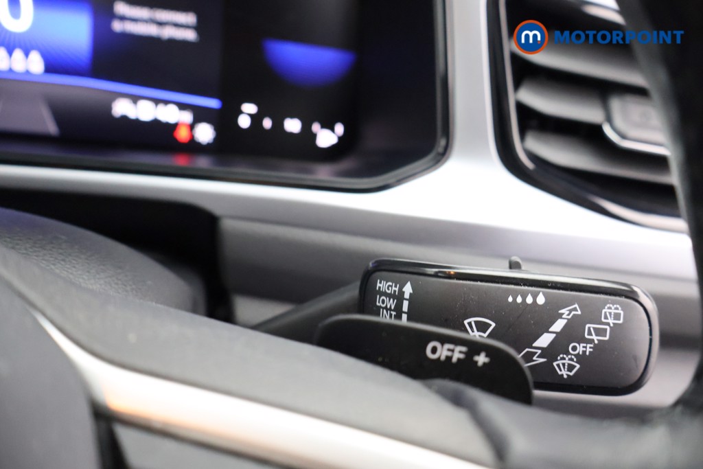 Used Volkswagen T-Roc 2023 for sale - 77026103: Photo 14