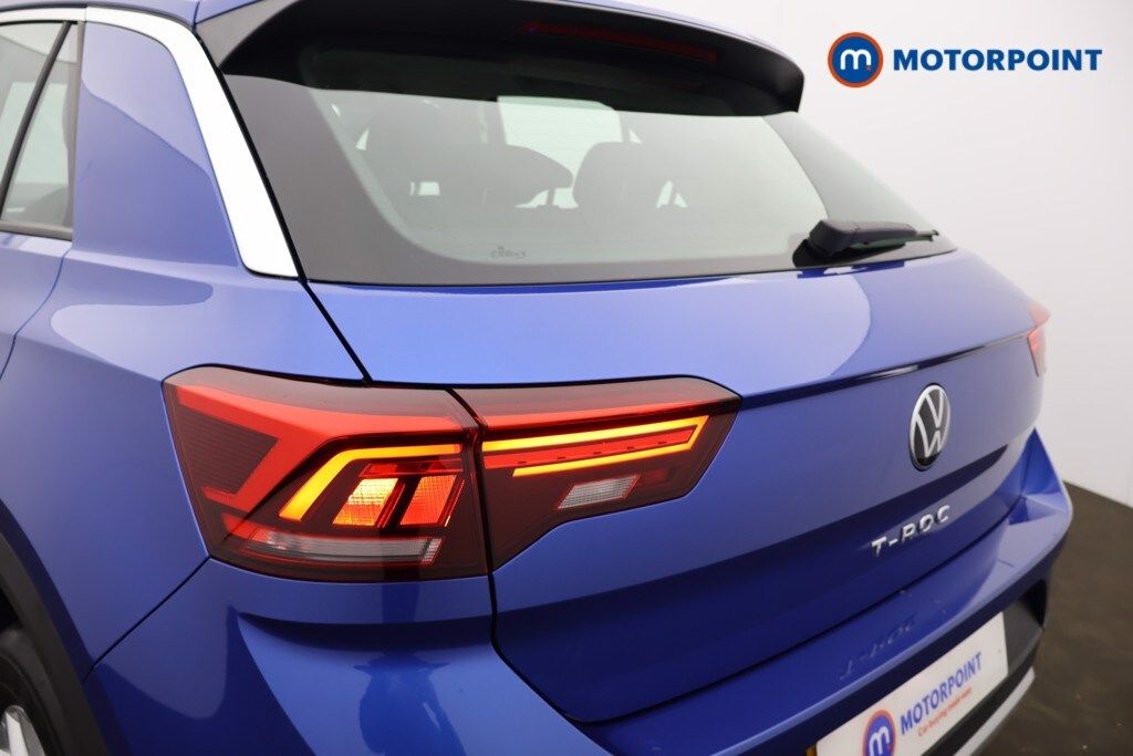 Used Volkswagen T-Roc 2023 for sale - 77026103: Photo 30