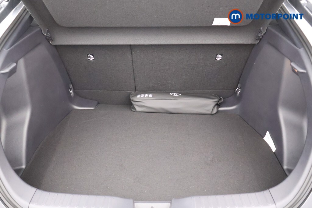 Used Toyota C-HR 2024 for sale - 75997635: Photo 20