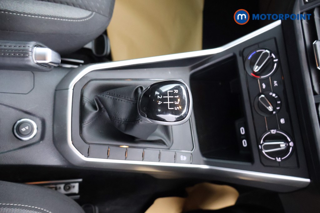 Used Volkswagen Polo 2024 for sale - 77579127: Photo 17