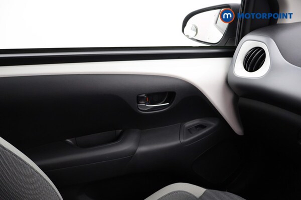 Used Toyota AYGO 2020 for sale - 76104923: Photo 16