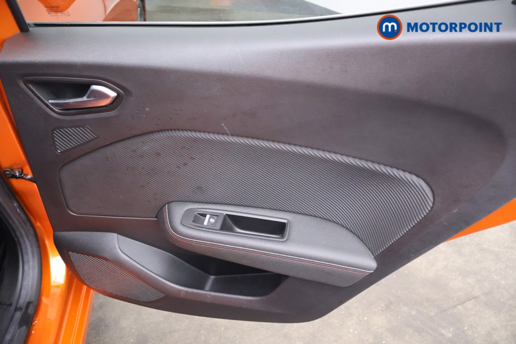 Used Renault Clio 2020 for sale - 76653680: Photo 26