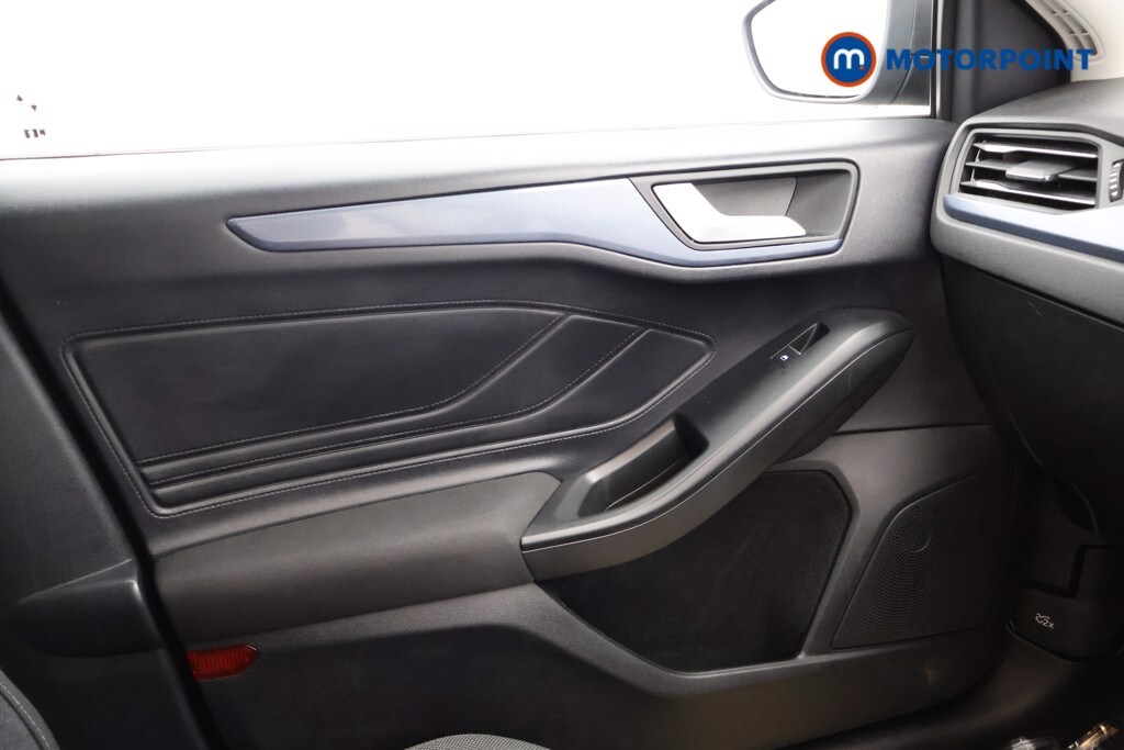 Used Ford Focus 2023 for sale - 77935324: Photo 18