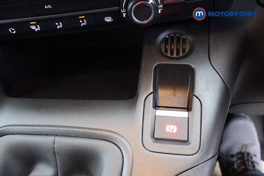 Used Peugeot Partner 2024 for sale - 76777673: Photo 18