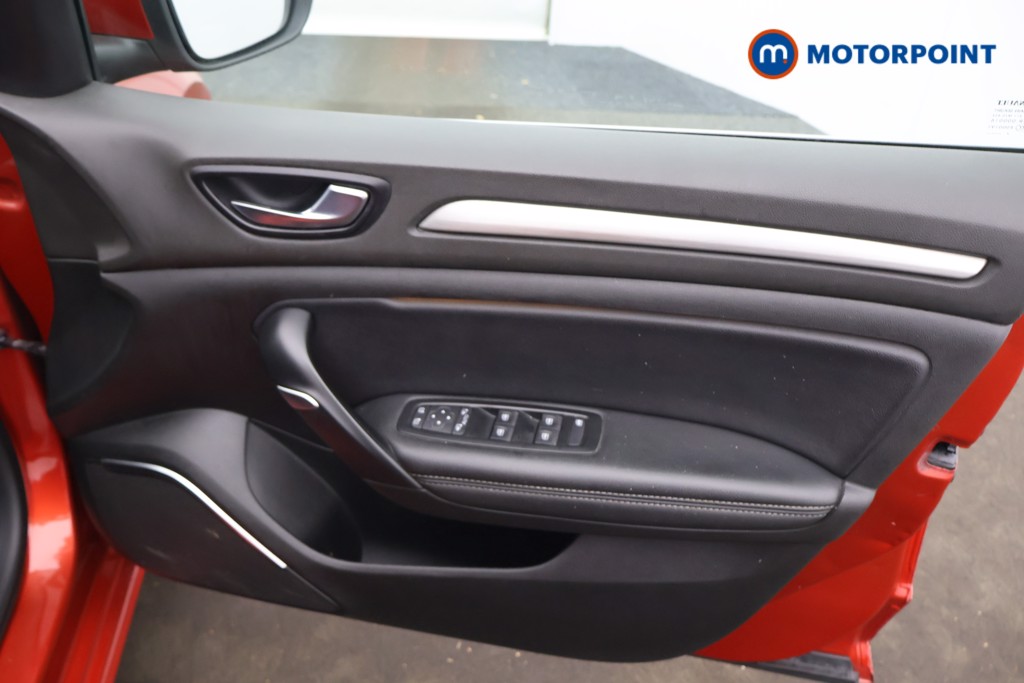 Used Renault Megane 2017 for sale - 76491395: Photo 14