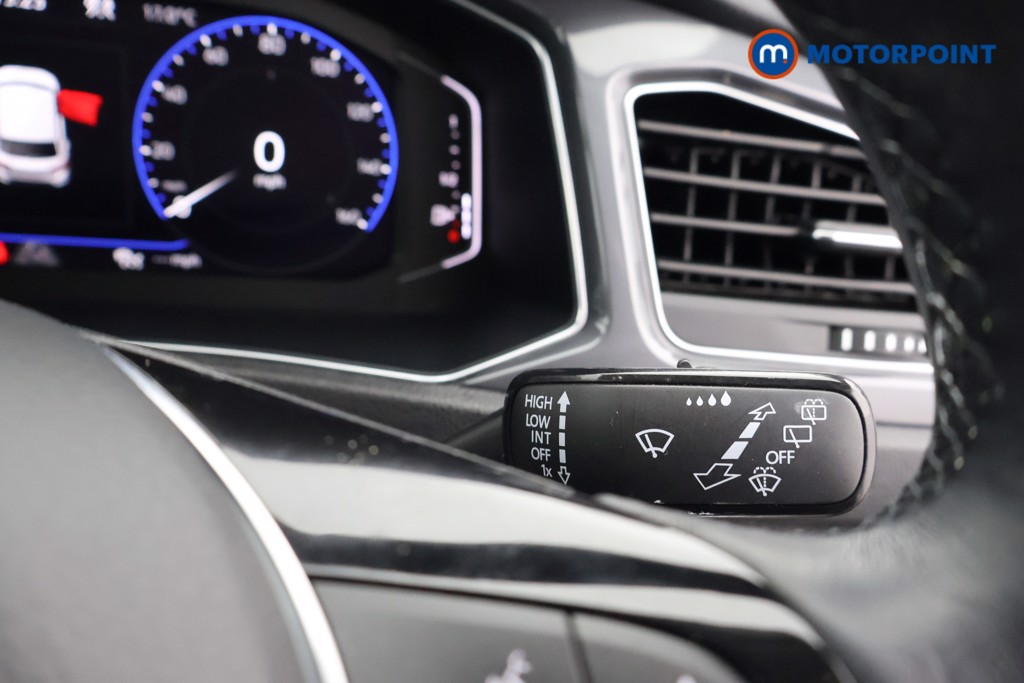 Used Volkswagen T-Roc 2021 for sale - 76599638: Photo 10