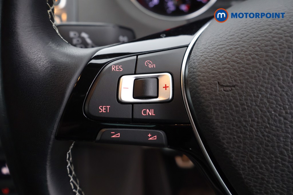 Used Volkswagen Polo 2015 for sale - 77984381: Photo 15