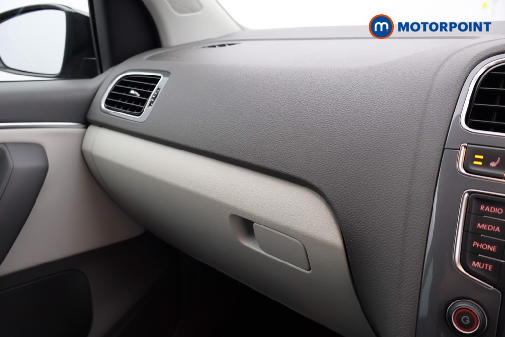 Used Volkswagen Polo 2015 for sale - 77984381: Photo 25