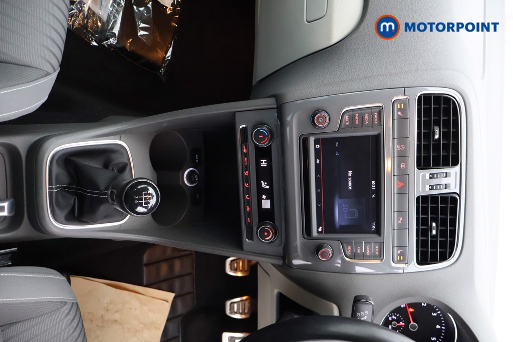 Used Volkswagen Polo 2015 for sale - 77984381: Photo 28