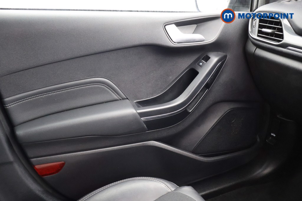 Used Ford Fiesta 2018 for sale - 77888918: Photo 18