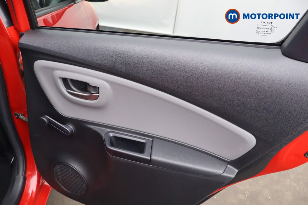 Used Toyota Yaris 2016 for sale - 77582258: Photo 25