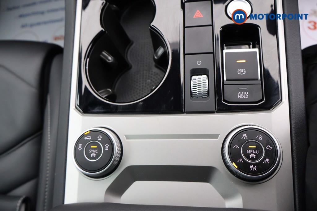 Used Volkswagen Touareg 2023 for sale - 77199118: Photo 18