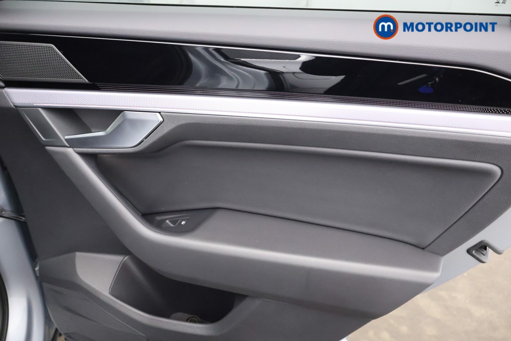 Used Volkswagen Touareg 2023 for sale - 77199118: Photo 30