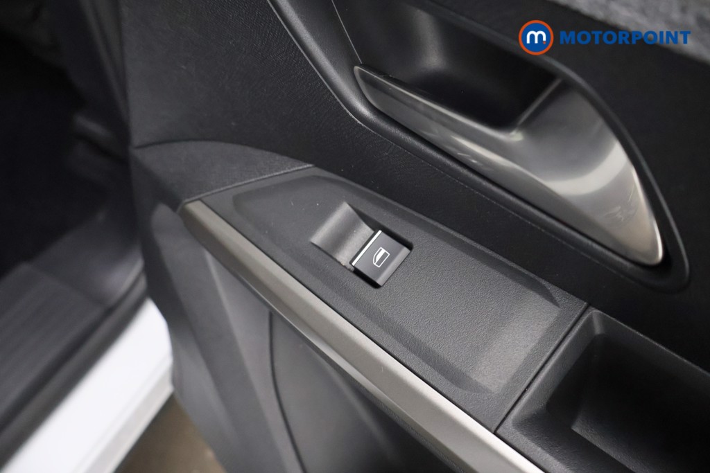 Used Peugeot 5008 2025 for sale - 77650616: Photo 42