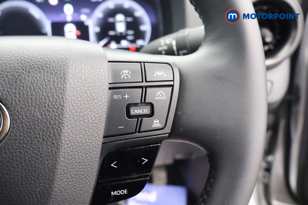 Used Toyota C-HR 2024 for sale - 77607829: Photo 11