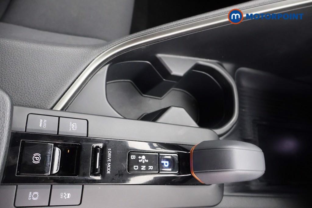 Used Toyota C-HR 2024 for sale - 77607829: Photo 17