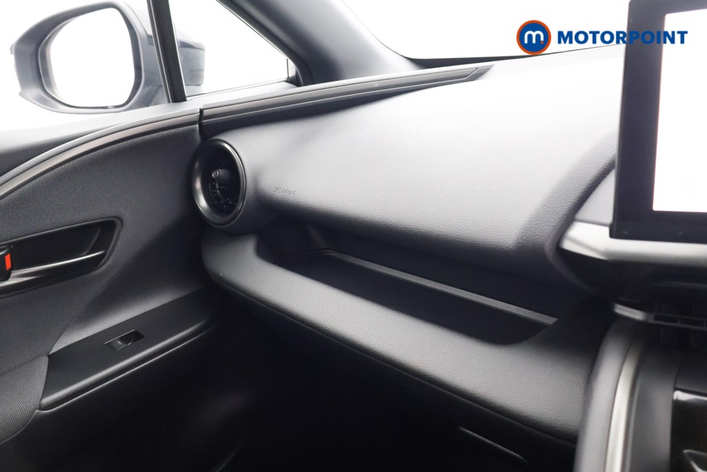 Used Toyota C-HR 2024 for sale - 77607829: Photo 18