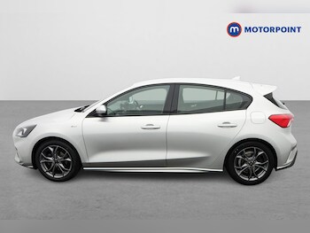 Used Ford Focus 2020 for sale - 76157589: Photo 4