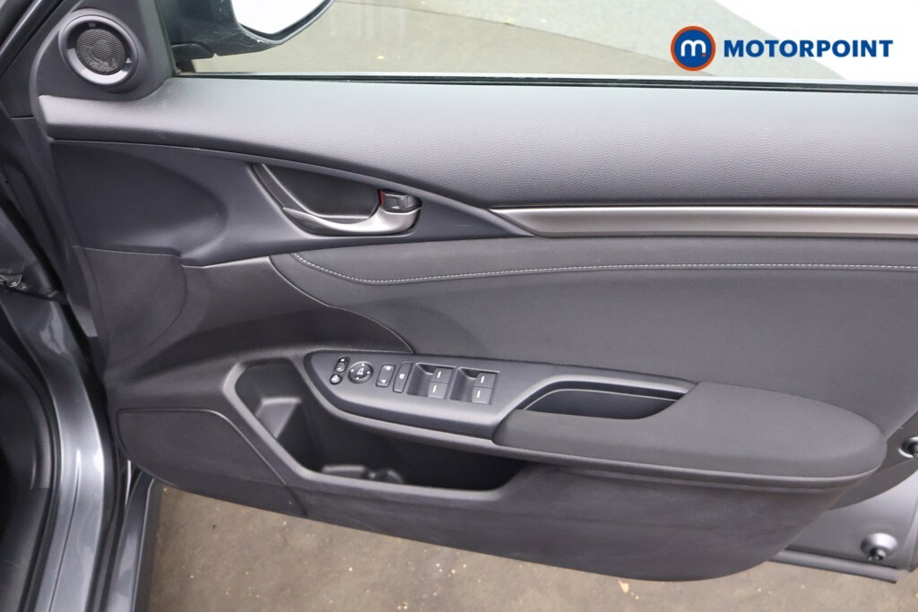 Used Honda Civic 2021 for sale - 76255614: Photo 21