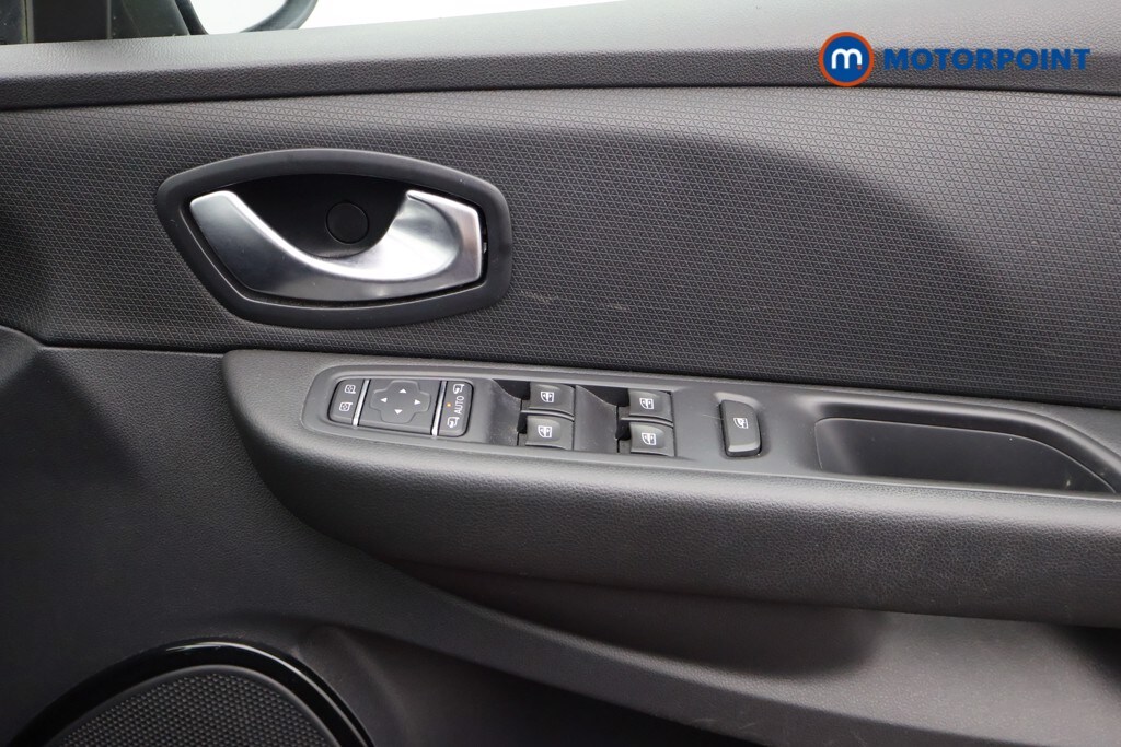 Used Renault Clio 2017 for sale - 78064830: Photo 16