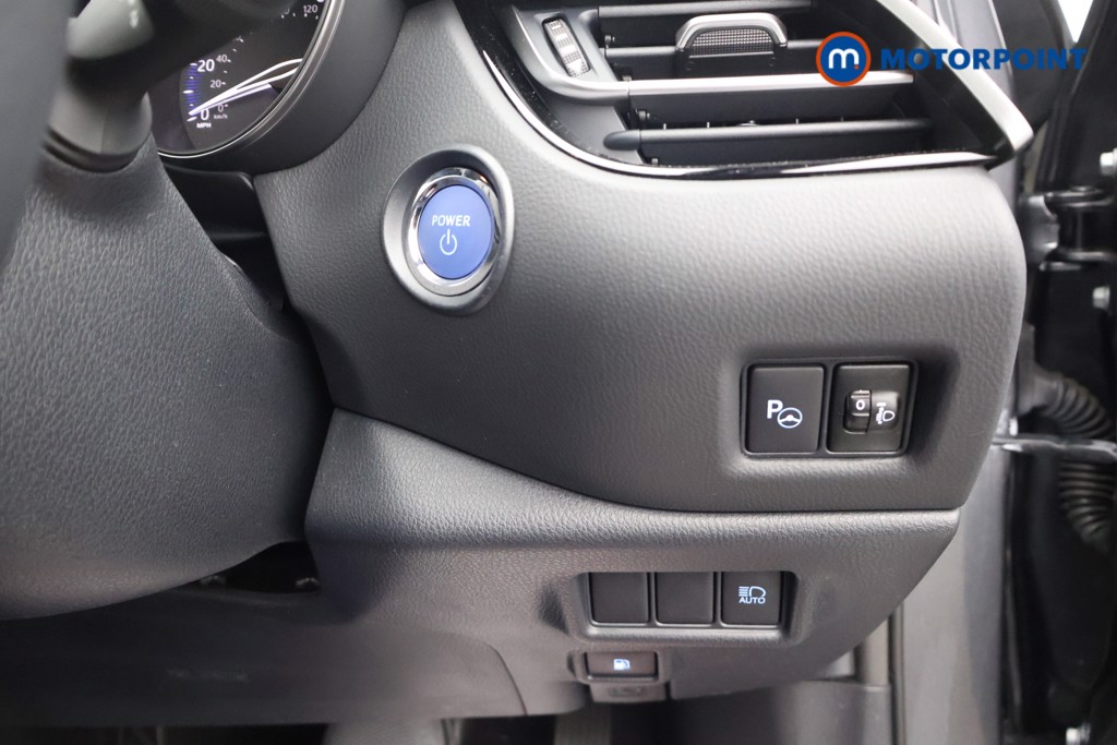 Used Toyota C-HR 2023 for sale - 76980198: Photo 18