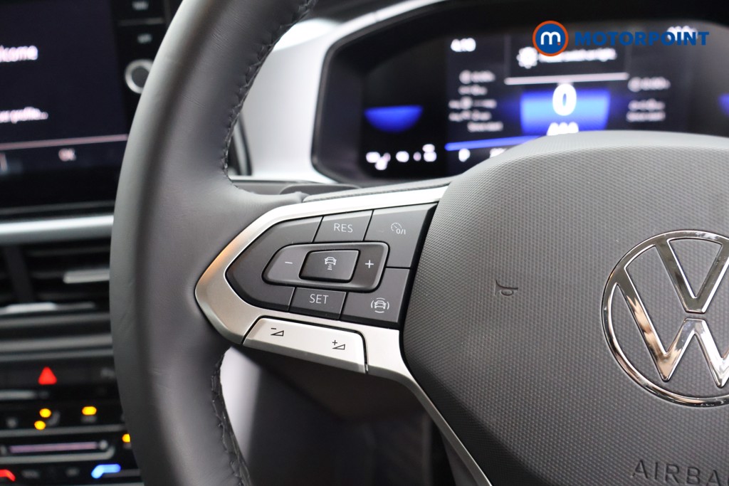 Used Volkswagen T-Roc 2023 for sale - 78123675: Photo 10