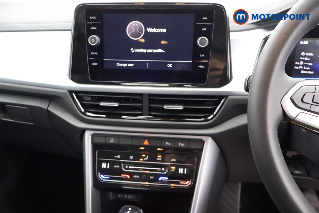 Used Volkswagen T-Roc 2023 for sale - 78123675: Photo 15