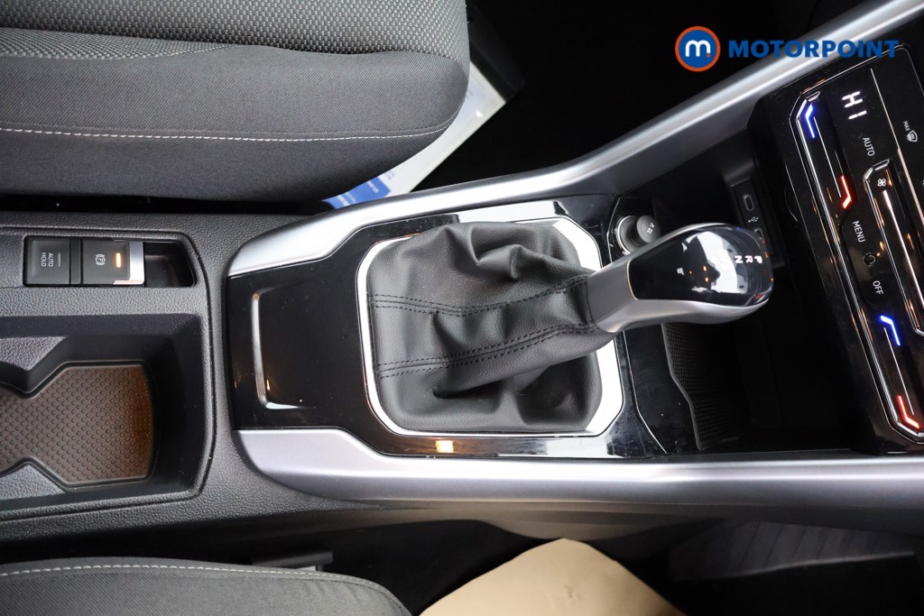 Used Volkswagen T-Roc 2023 for sale - 78123675: Photo 16