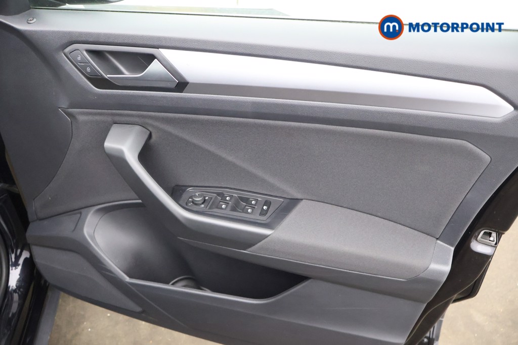 Used Volkswagen T-Roc 2023 for sale - 78123675: Photo 19