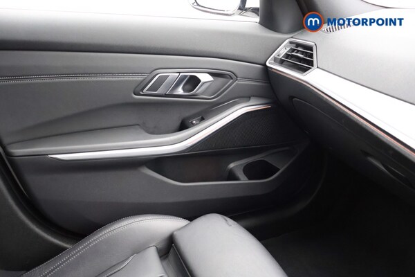 Used BMW 3 Series 2019 for sale - 76101919: Photo 15